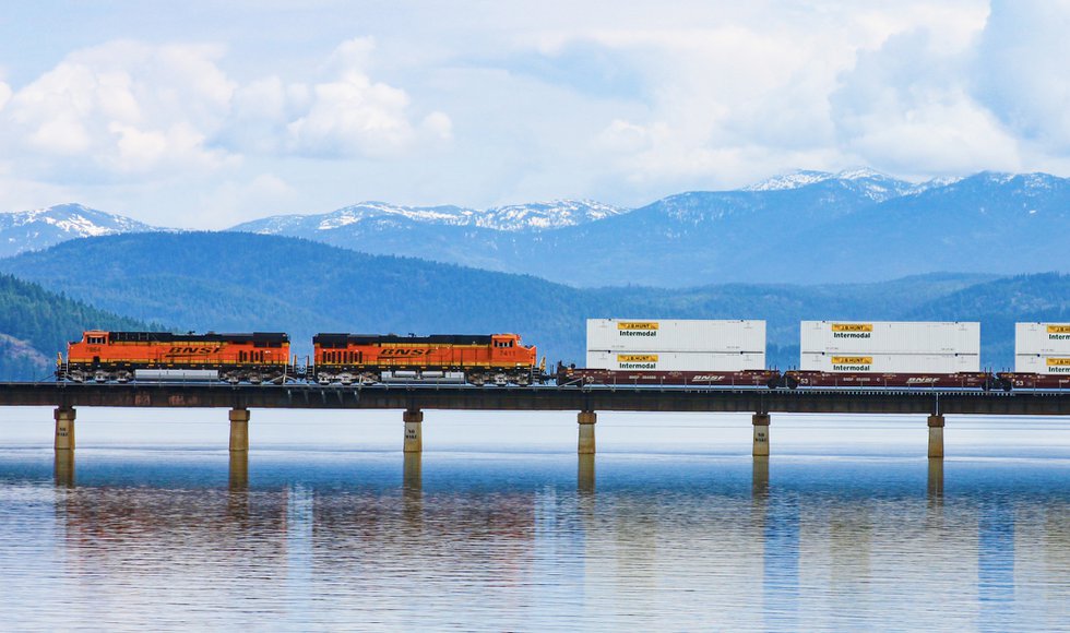 J.B. Hunt, BNSF Announce Joint Initiative to Improve Moving Freight